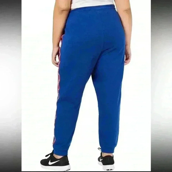 Nike Women's Plus Size Logo Side Stripe Joggers Sweatpants 1X Blue Pockets NWT - Picture 2 of 12